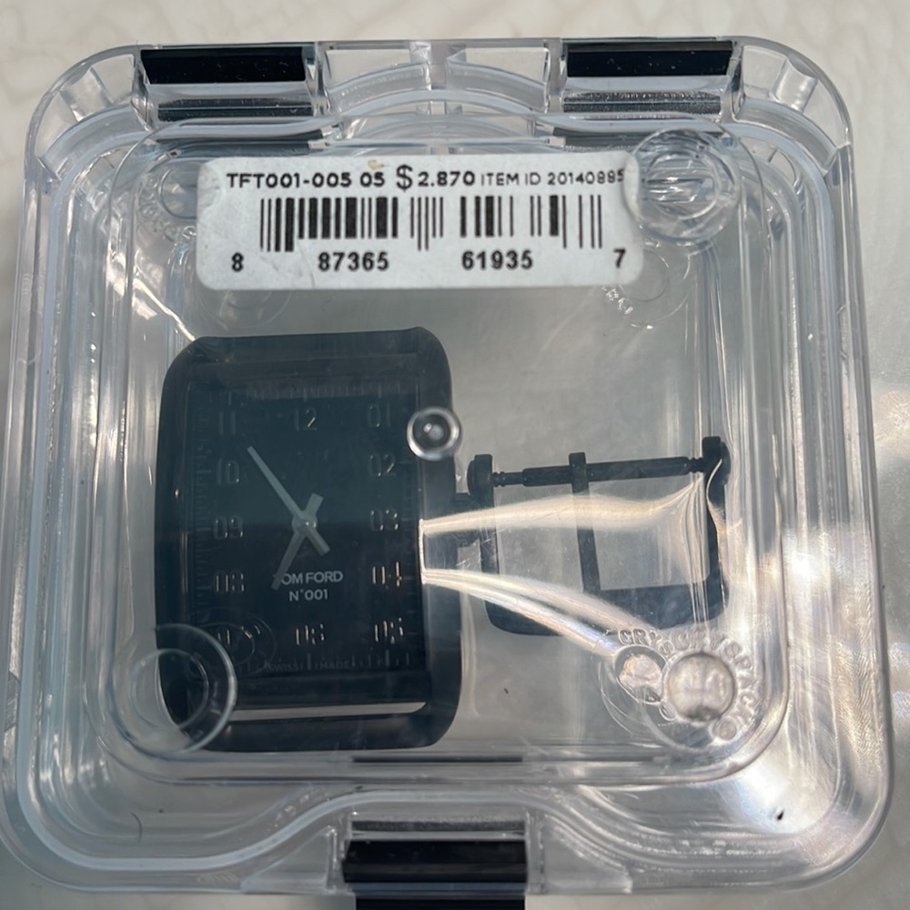 Tom Ford watch matte black, 2 extra bands - Picture 8 of 9